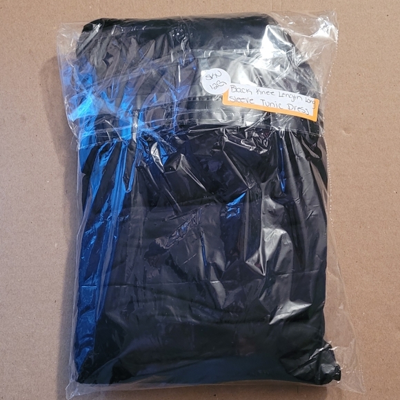 Black Knee Length Long Sleeve Tunic Dress - Picture 5 of 5